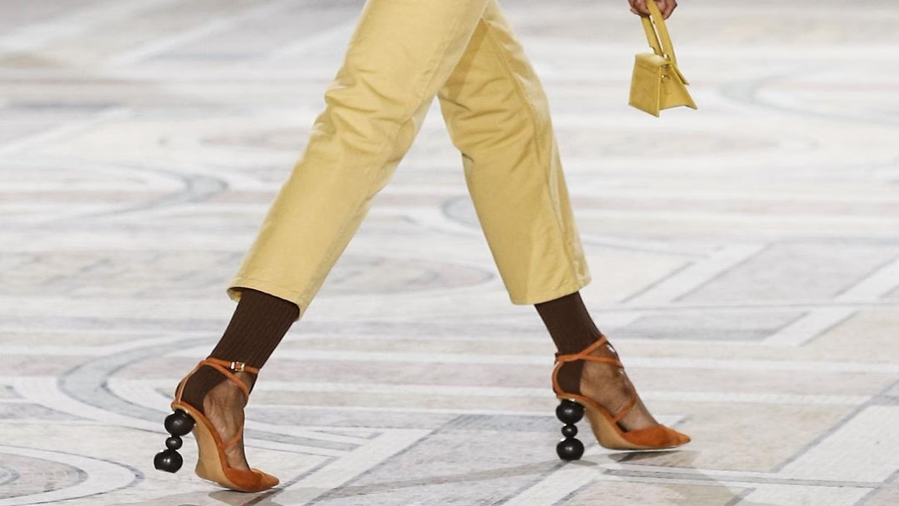 Inspirasi Sepatu Santai Wanita untuk Musim Panas yang Tetap Stylish