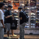 Jam Tangan Antik Jadi Magnet Baru di Urban Sneakers Society 2025