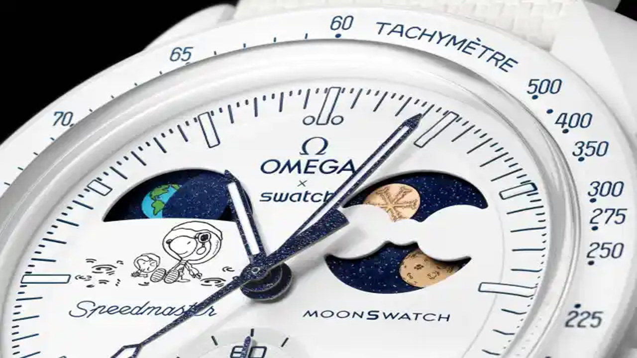 MoonSwatch Edisi Cold Moon 2025 Diluncurkan, Hadirkan Fase Bumi dan Sentuhan Snoopy